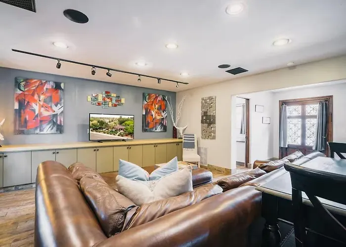 Holiday home Cuvee - 2 Units - Mins To Entertainment District Scottsdale