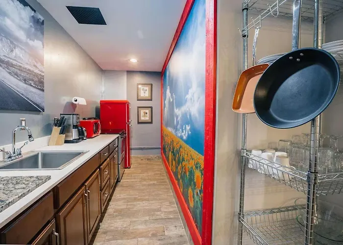 Cuvee - 2 Units - Mins To Entertainment District